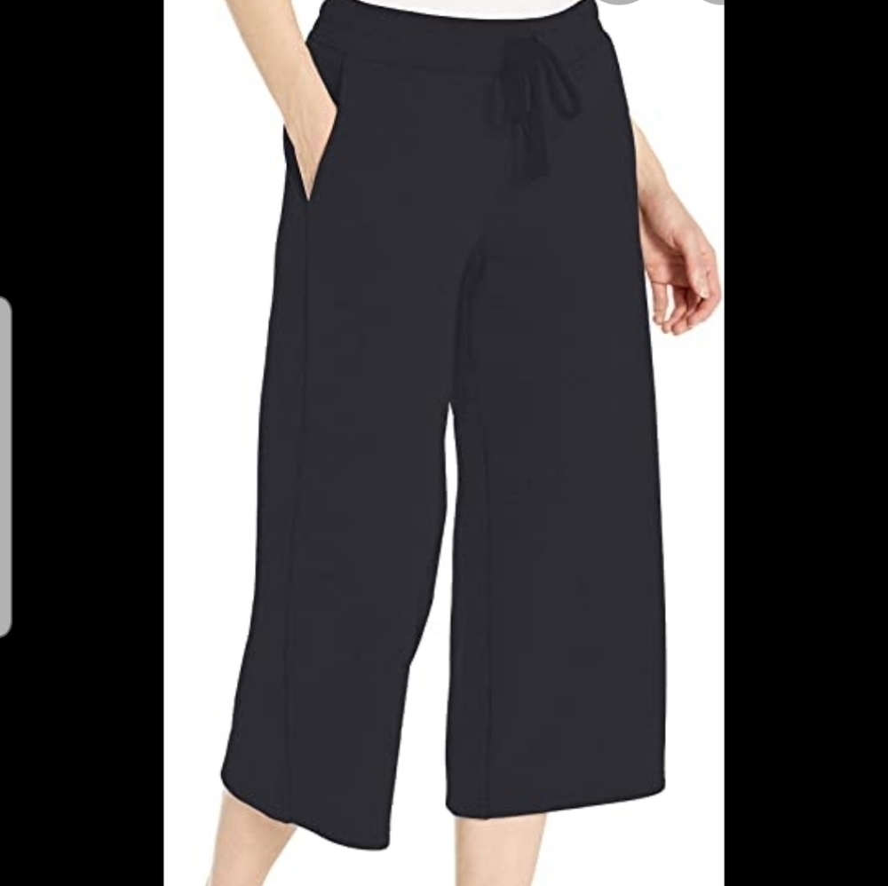 DAILY RITUAL black cropped drawstring joggers